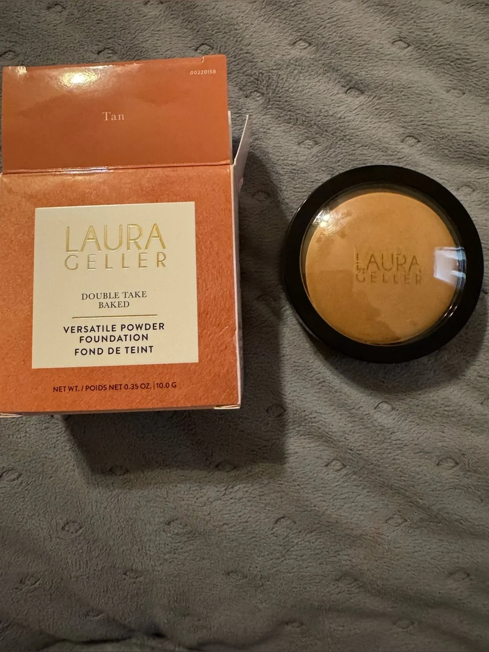 NEW Laura Geller Double Take Baked Cream-to-Powder Foundation Compact in Tan - Picture 11 of 13